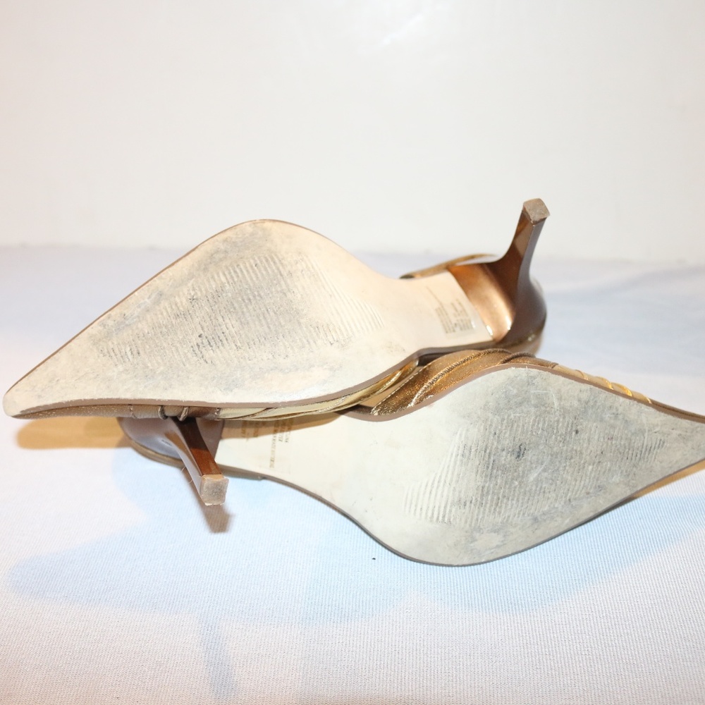 Bakers Penelope Gold Brown Metallic Pointed Heels - Picture 8 of 8